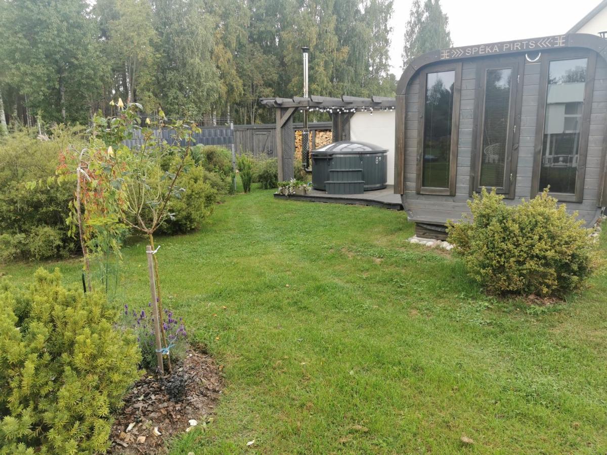 Villa Sapni Kolka Exterior foto